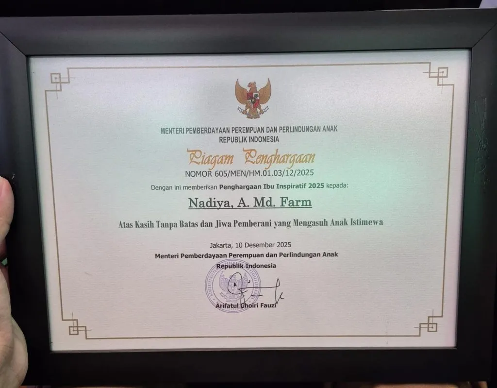 Pengguna Cochlear Implant