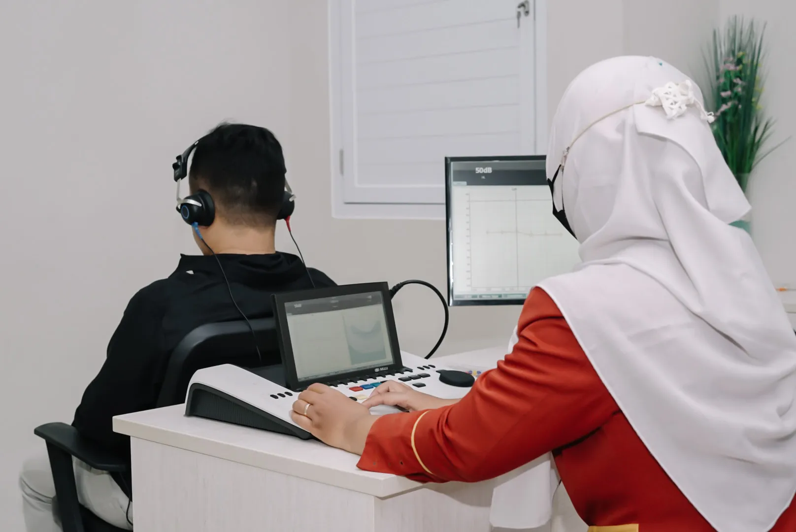 Career and Internship at Kasoem Hearing Center